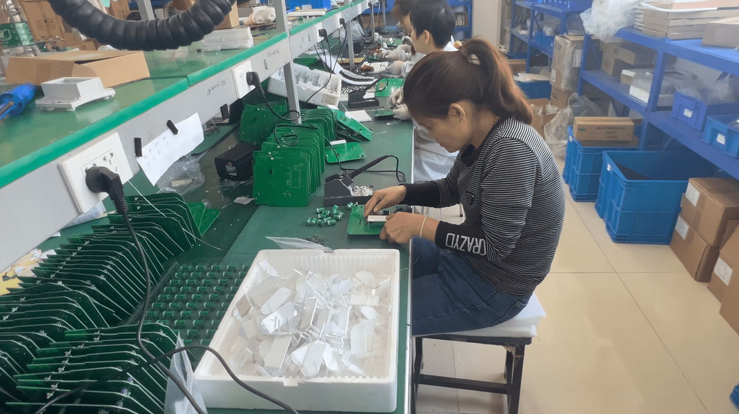 Jiangsu Senwei Electronics Co., Ltd. dây chuyền sản xuất của nhà sản xuất